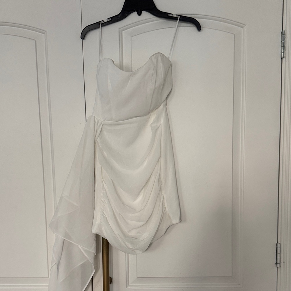 BRAND NEW WITH TAGS 12th Tribe White Strapless Dress